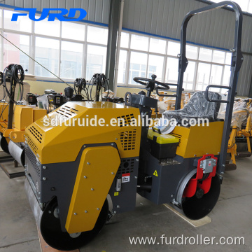 Ride-on Double Drum Vibratory Mini Road Roller Compactor Price Fyl-880